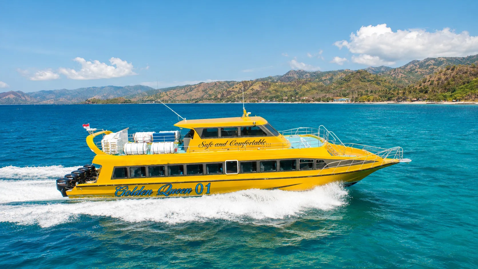 Golden Queen 01 full boat view